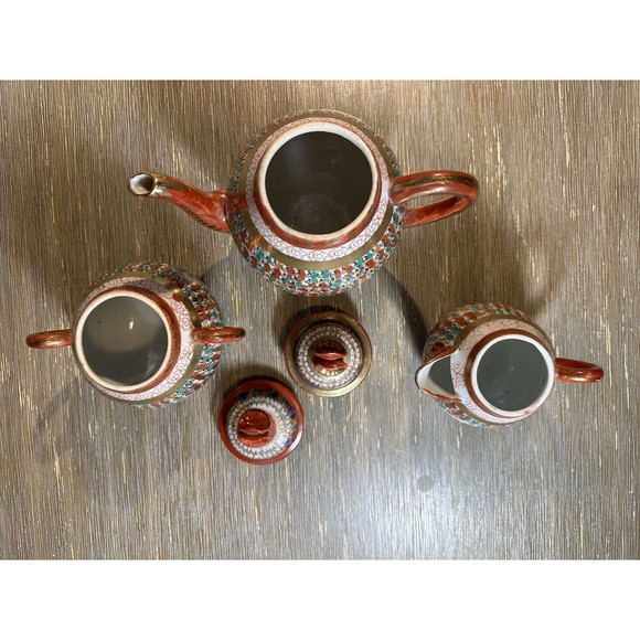 Antique Thousand Faces Kutani Hand-Painted Japanese Teapot, Sugar & Creamer Set - Picture 10 of 12